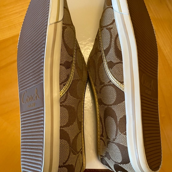 COACH Audrina sneakers, khaki & gold size 5.5 brand new in the box - Picture 4 of 7